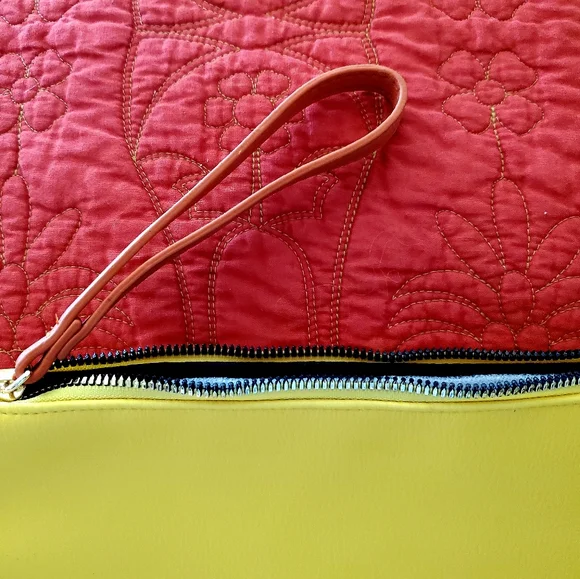 Betsey Johnson Cosmetic Bag - Picture 9 of 9